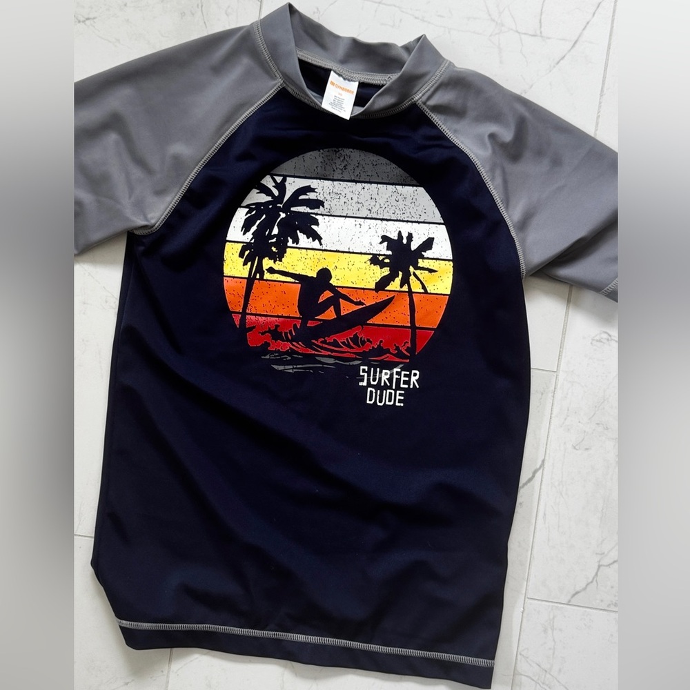 Gymboree Boys White/Navy Rash Guard. Size 10